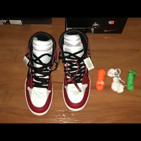 Off White x Jordan 1 Chicago main image 4